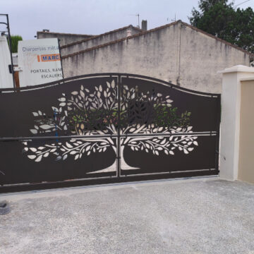 portail-decoration-acier-goudargues