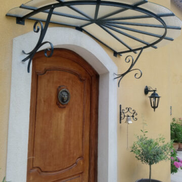 auvent-vitre-porte-abri
