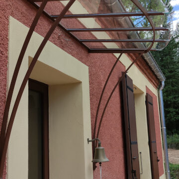 marquise-abri-auvent-Gard-Cornillon