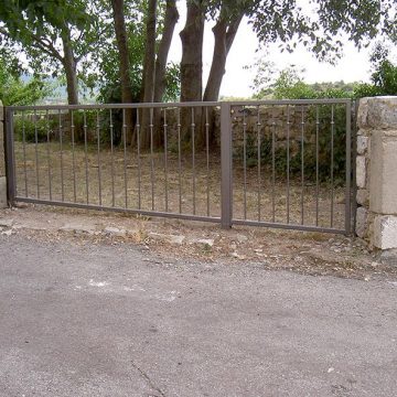 Portail et portillon ferronnerie Gard Vaucluse