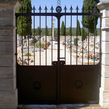 Restauration portail cimetière