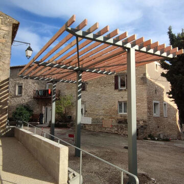 Charpente métallique, ombrières, mairie