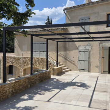 tonnelle-pergola-metallique-htermolaquage