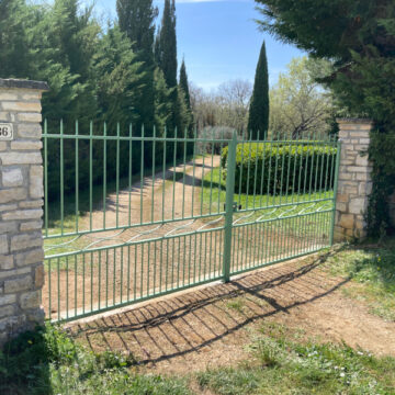 portail-gard-cloture